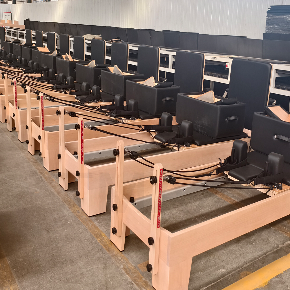 Pilates & Yoga En Talavera Raquel Díaz - DZ132 Beech Wood Pilates Reformers Machine