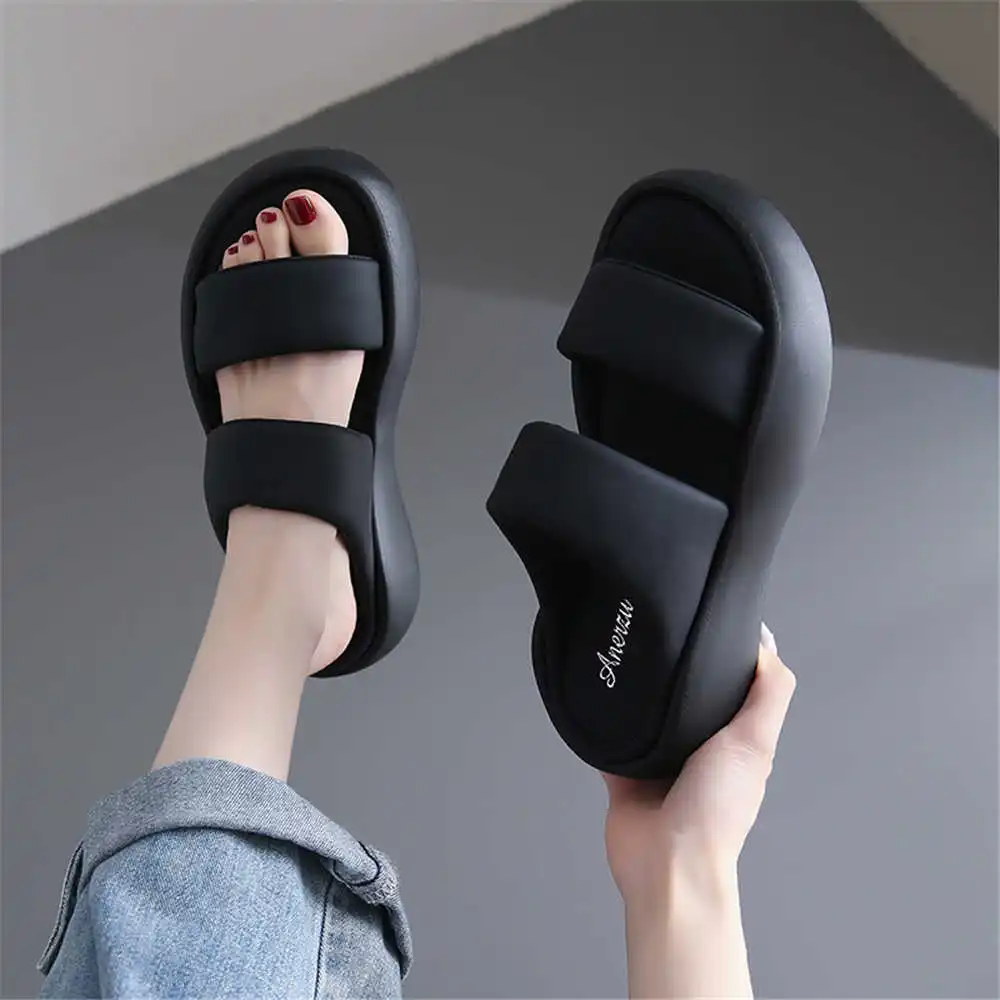 Size 39 Strips Summer Shoes Sa - Pilates And Yoga Difference incelemesi ve fiyatı